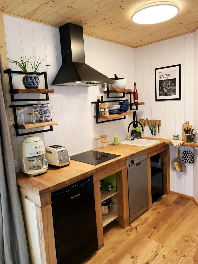 Hjem - Tiny Homes Direkt Am Wald Zwischen Allgaeu & Bodensee Bergatreute Kültér fotó