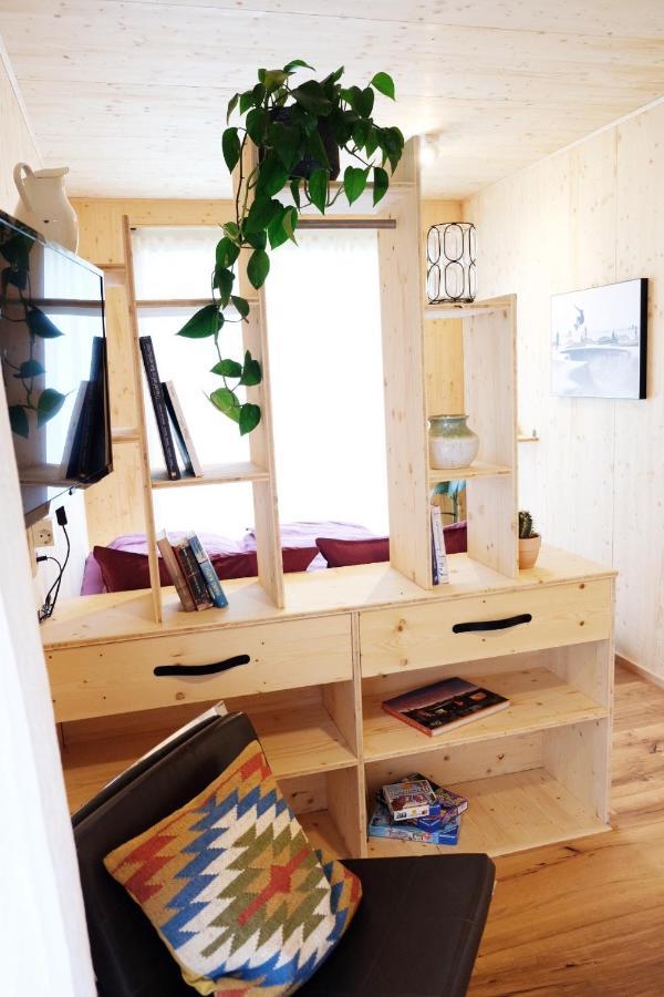 Hjem - Tiny Homes Direkt Am Wald Zwischen Allgaeu & Bodensee Bergatreute Kültér fotó
