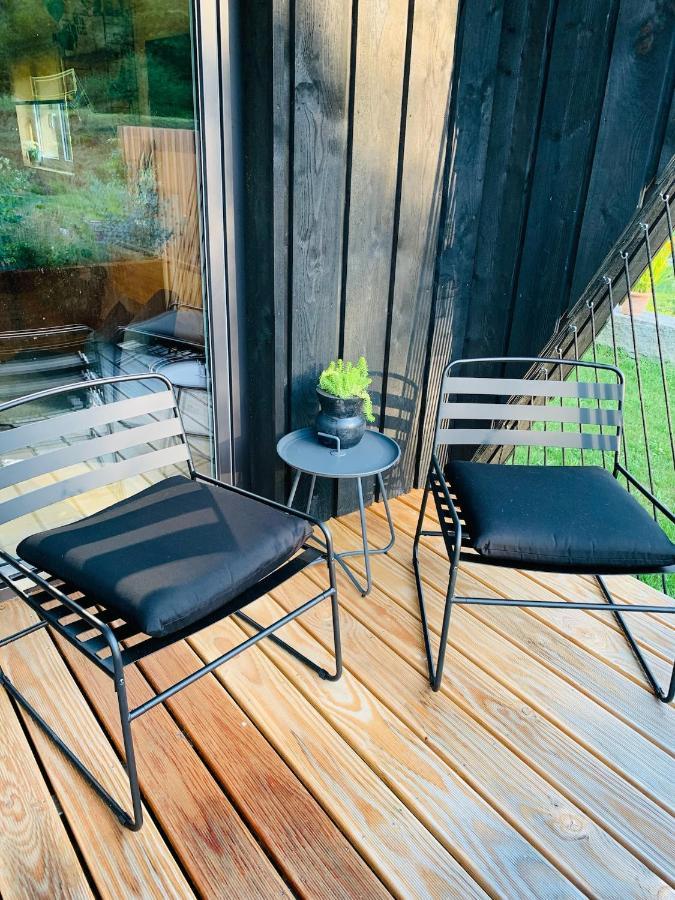 Hjem - Tiny Homes Direkt Am Wald Zwischen Allgaeu & Bodensee Bergatreute Kültér fotó